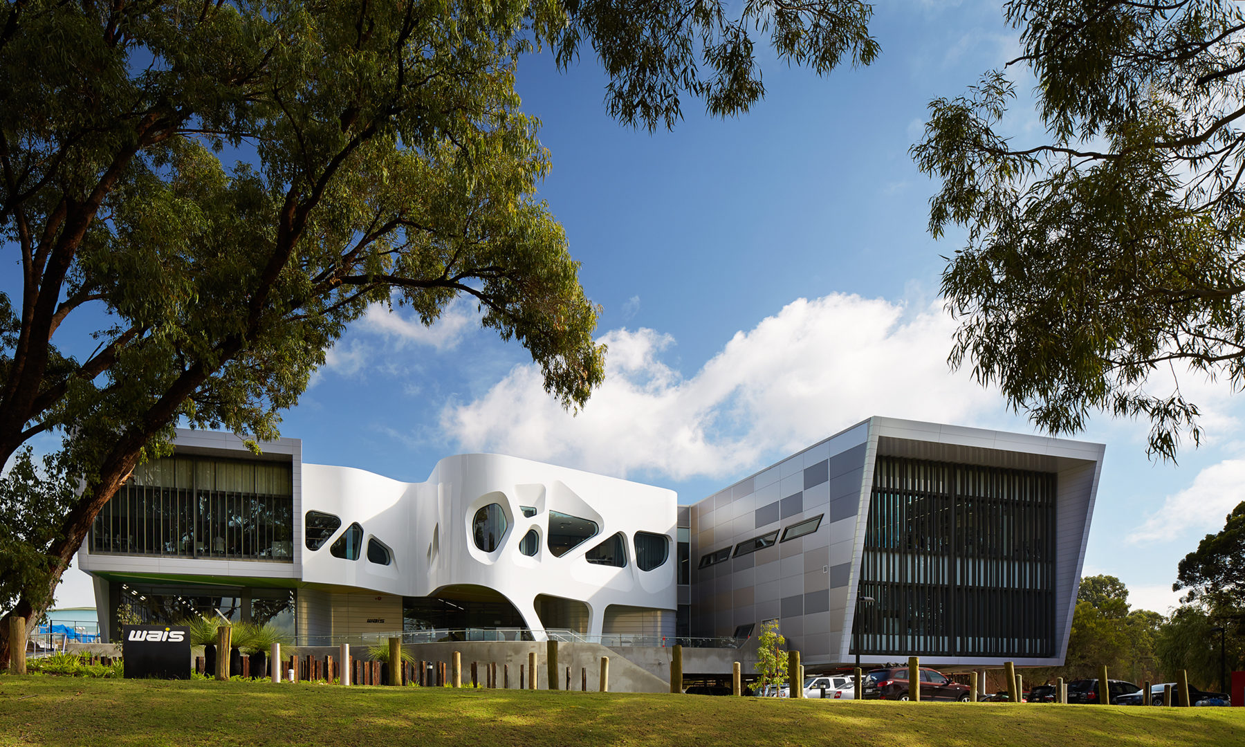 West Australian Institute of Sport High Performance Service Centre, Architect: dwp suter and Sandover Pinder in association