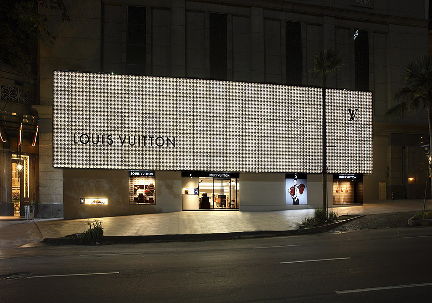 Louis Vuitton, Starhill Gallery – dwp