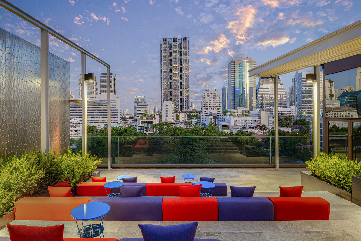 Silom Hotel (ibis Silom) by dwp 3