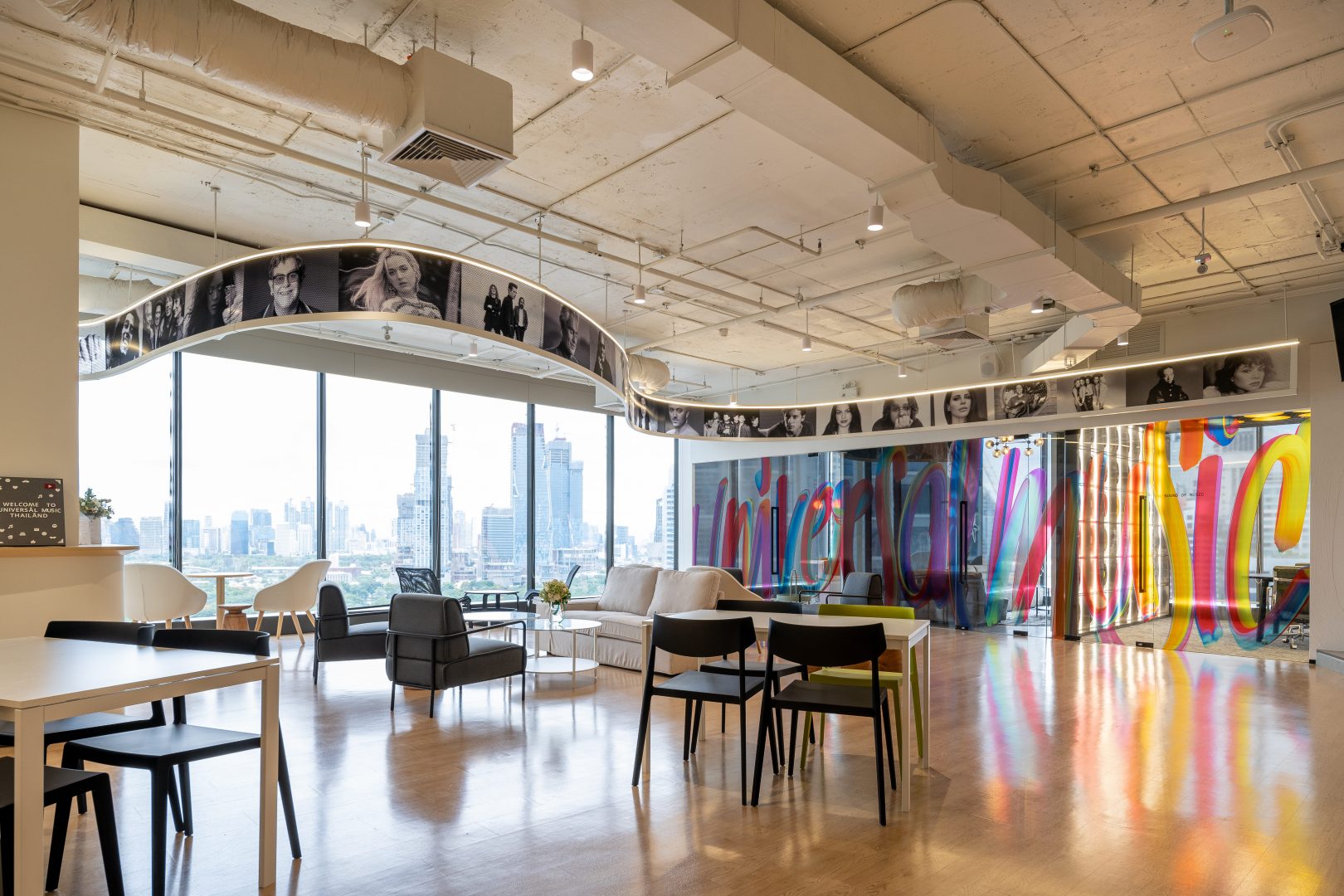 Universal Music Thailand’s Groundbreaking Office by dwp